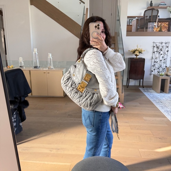 Miu Miu Nappa Matelasse Coffer Hobo Juta - Picture 3 of 11